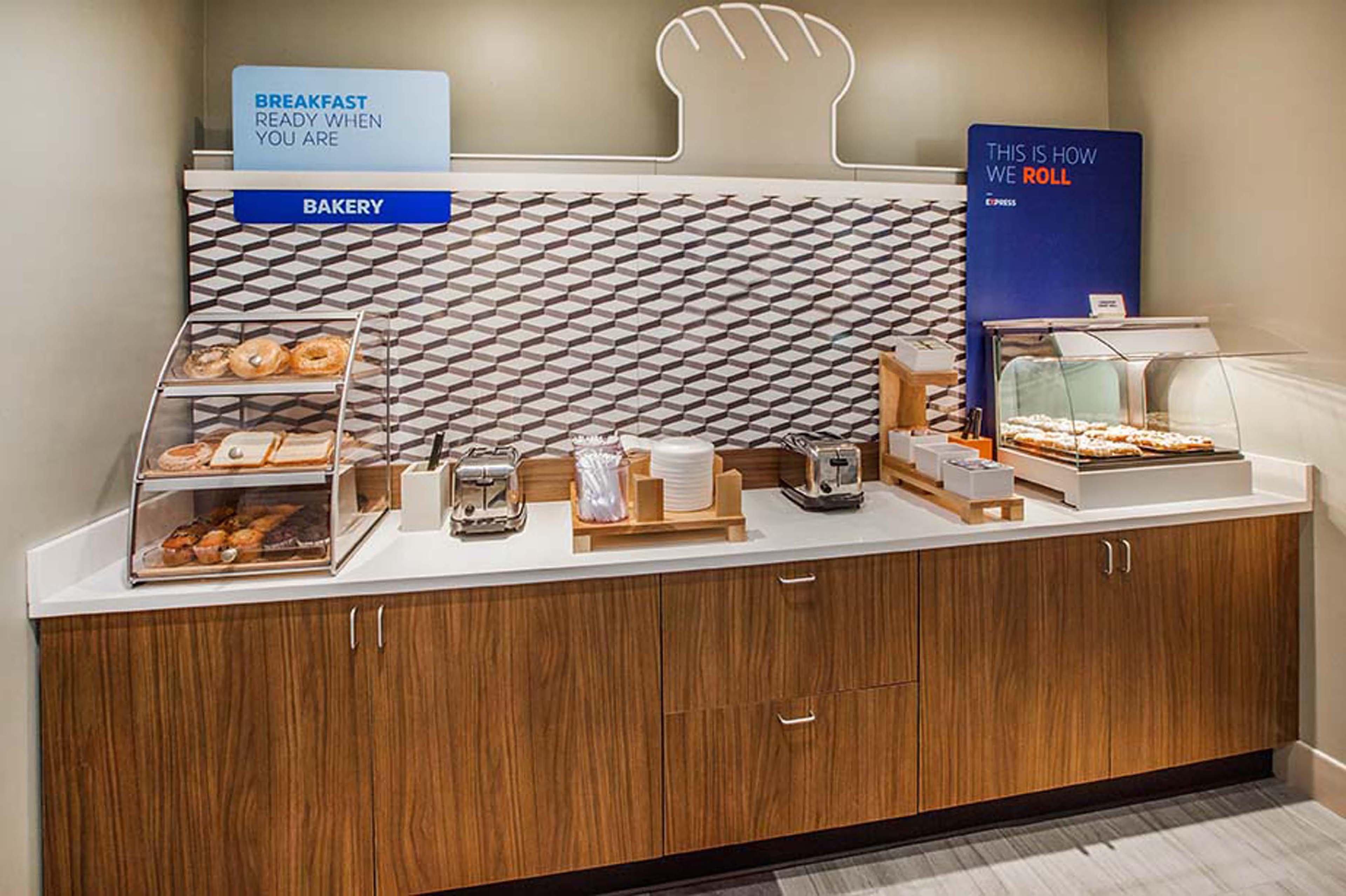 Holiday Inn Express & Suites - Indianapolis Northwest By Ihg Экстерьер фото